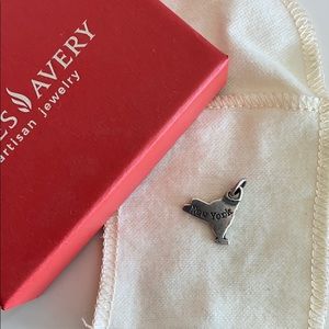 James Avery New York charm